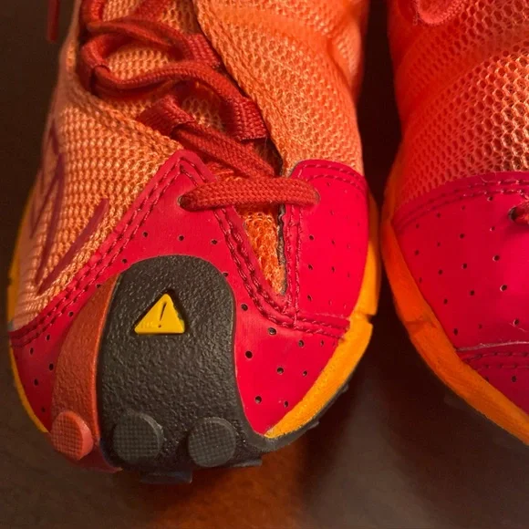 KEEN Women's All Terrain Trail Running Shoes Size 7.5 52014-LCJR Orange GTS 1110 - Picture 4 of 10